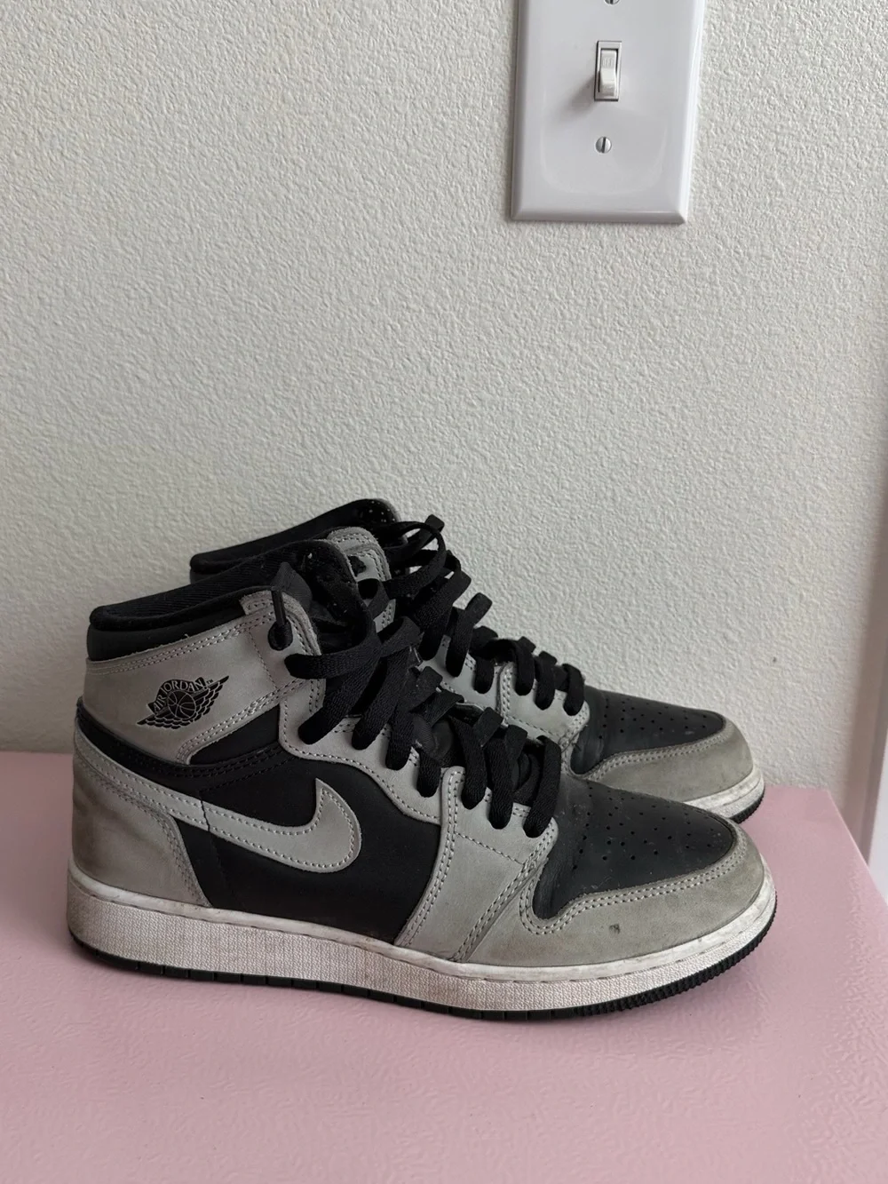 Jordan 1 Mid Black / Grey Men’s Sneakers